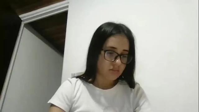 Image 11 of hanny_kail Stream on Chaturbate on 29 days ago