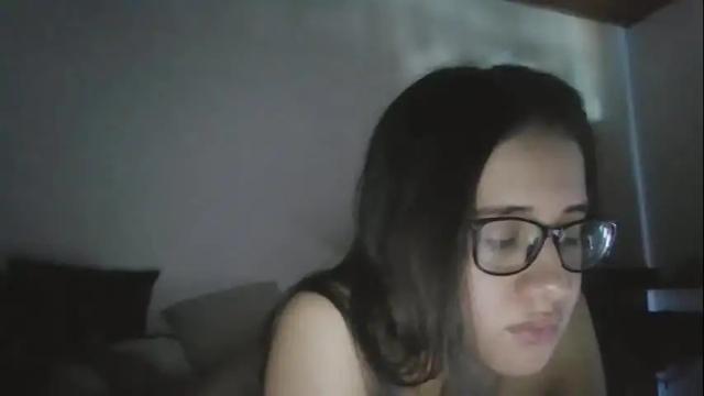Image 4 of hanny_kail Stream on Chaturbate on 29 days ago