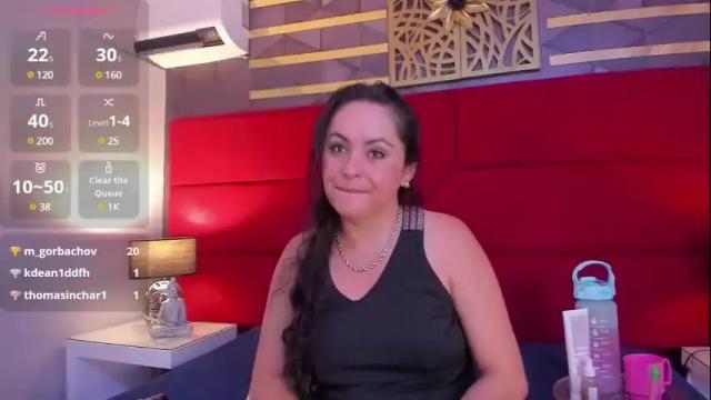Image 3 of hanny_milf_ Stream on Chaturbate on 17 days ago