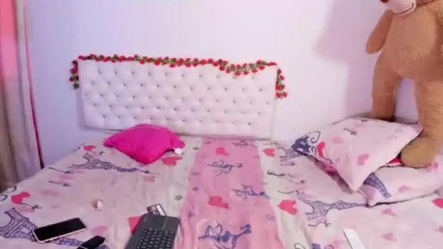 Image 6 of hannygil Stream on Chaturbate on 25 months ago