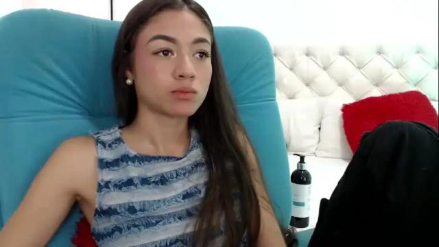 Image 12 of hantonella Stream on Chaturbate on 2 months ago