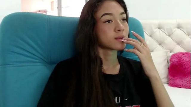 Image 7 of hantonella Stream on Chaturbate on 1 month ago