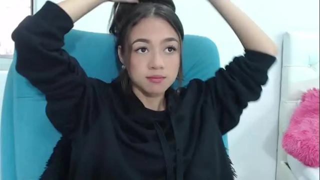 Image 4 of hantonella Stream on Chaturbate on 1 month ago