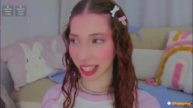 Image 2 of happyvivy Stream on Chaturbate on 2 months ago