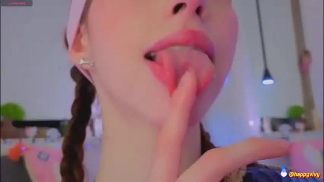 Image 7 of happyvivy Stream on Chaturbate on 1 month ago