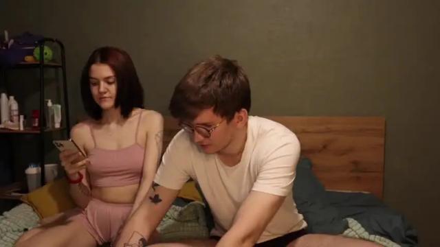 Image 2 of hard_pepper Stream on Chaturbate on 15 months ago