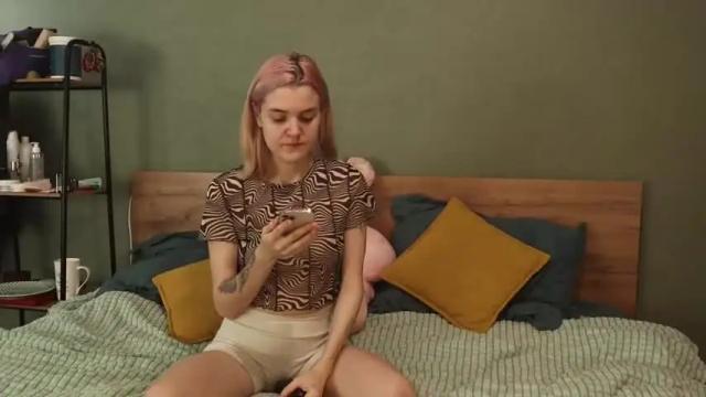 Image 2 of hard_pepper Stream on Chaturbate on 13 months ago
