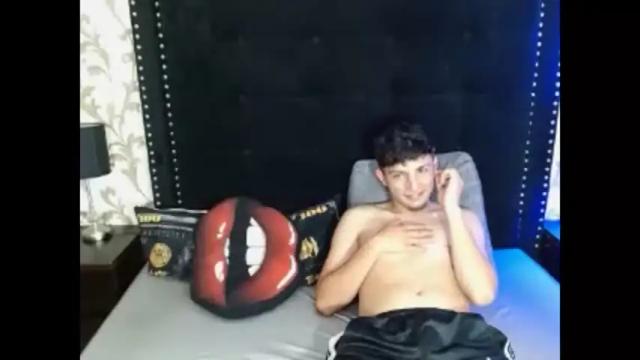 Image 4 of hardsex69__ Stream on Chaturbate on 23 months ago