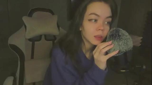 Image 10 of haribo_asmr Stream on Chaturbate on 1 month ago