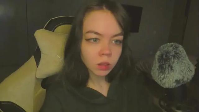 Image 2 of haribo_asmr Stream on Chaturbate on 1 month ago