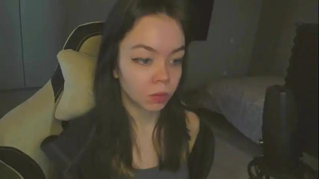 Image 10 of haribo_asmr Stream on Chaturbate on 29 days ago