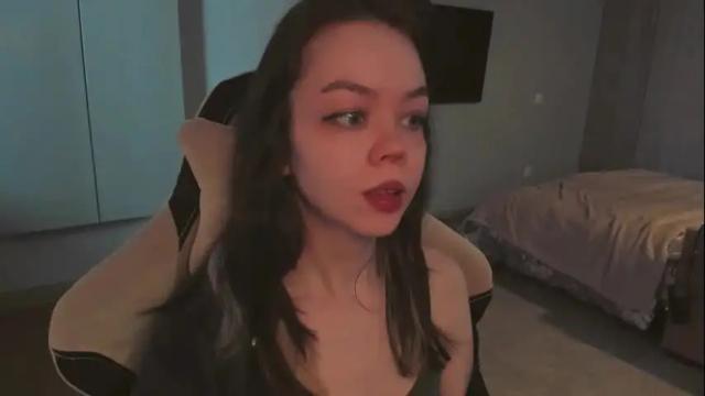 Image 2 of haribo_asmr Stream on Chaturbate on 24 days ago