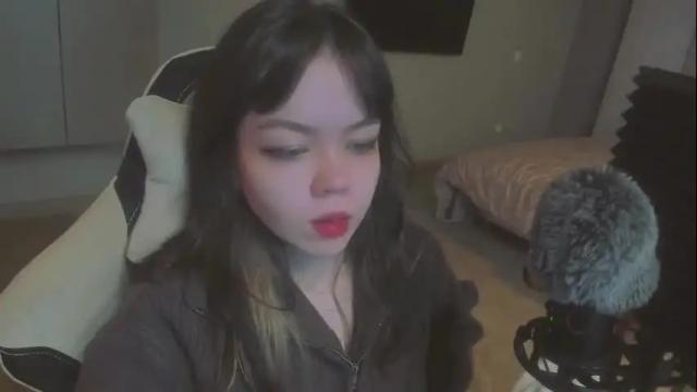 Image 10 of haribo_asmr Stream on Chaturbate on 13 days ago