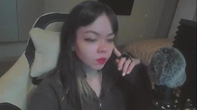 Image 8 of haribo_asmr Stream on Chaturbate on 13 days ago