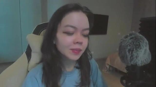 Image 4 of haribo_asmr Stream on Chaturbate on 12 days ago