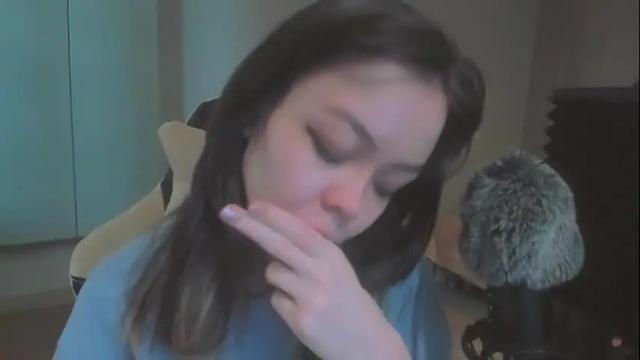 Image 8 of haribo_asmr Stream on Chaturbate on 12 days ago