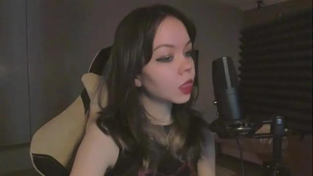 Image 4 of haribo_asmr Stream on Chaturbate on 3 days ago