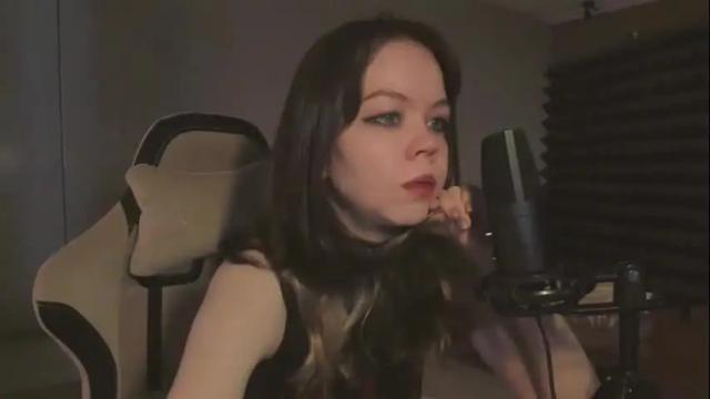 Image 6 of haribo_asmr Stream on Chaturbate on 3 days ago