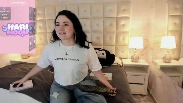 Image 3 of harimoon Stream on Chaturbate on 6 days ago