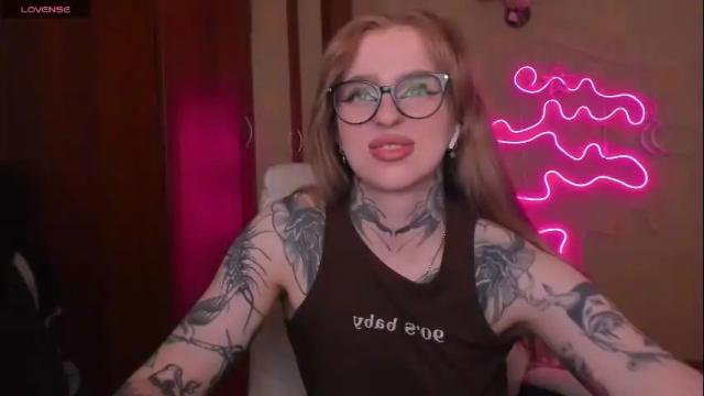 Image 12 of harley_kimm Stream on Chaturbate on 1 month ago