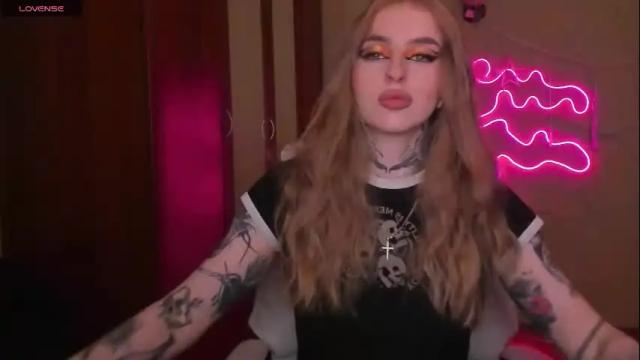 Image 10 of harley_kimm Stream on Chaturbate on 1 month ago