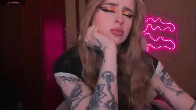 Image 4 of harley_kimm Stream on Chaturbate on 1 month ago