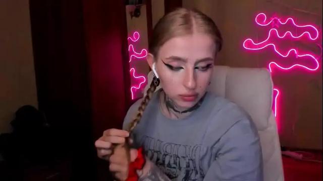 Image 10 of harley_kimm Stream on Chaturbate on 4 months ago