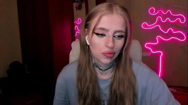 Image 2 of harley_kimm Stream on Chaturbate on 4 months ago