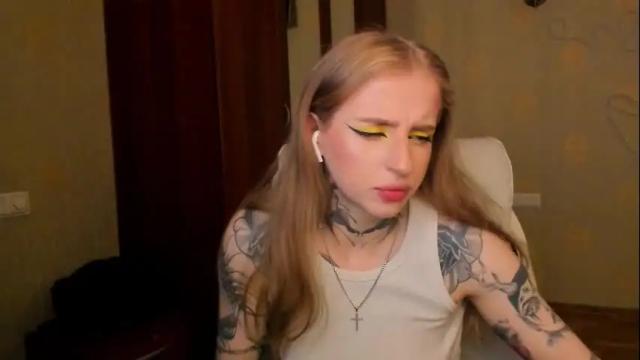 Image 10 of harley_kimm Stream on Chaturbate on 3 months ago