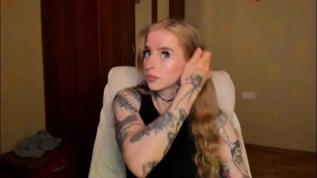 Image 11 of harley_kimm Stream on Chaturbate on 2 months ago