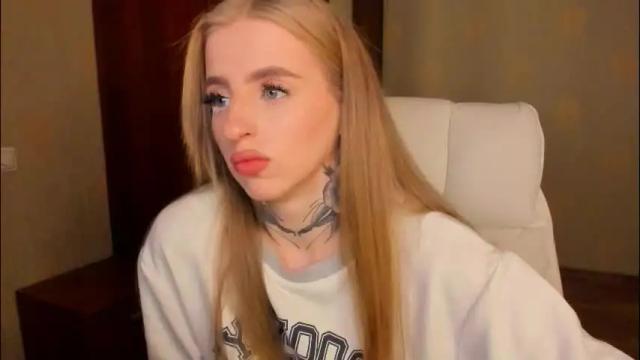 Image 10 of harley_kimm Stream on Chaturbate on 1 month ago