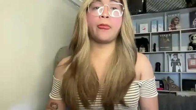 Image 8 of harley_queen69x Stream on Chaturbate on 15 months ago