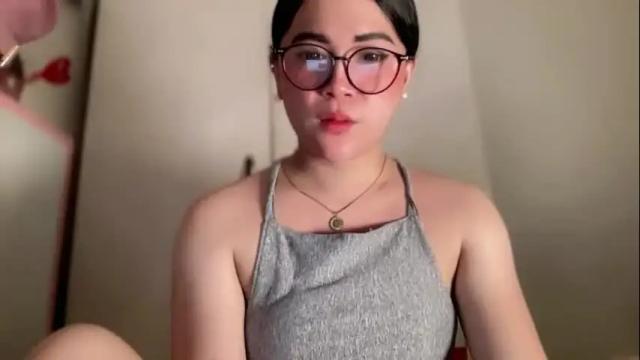 Image 8 of harley_queen69x Stream on Chaturbate on 3 days ago