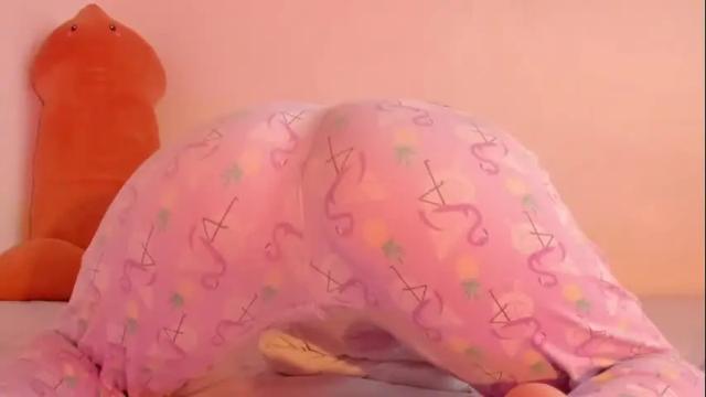 Image 11 of harley_red Stream on Chaturbate on 12 days ago