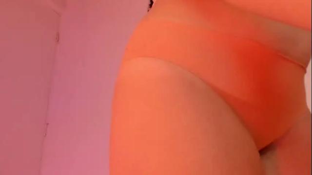 Image 11 of harley_red Stream on Chaturbate on 2 days ago