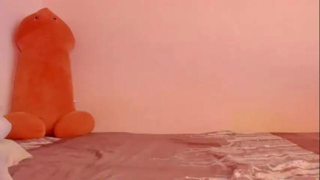 Image 7 of harley_red Stream on Chaturbate on 23 days ago