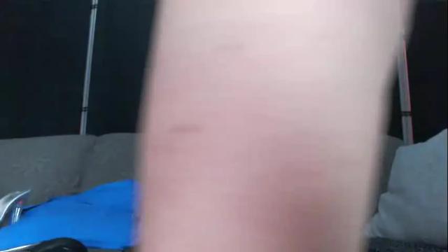 Image 4 of harleyejoker Stream on Chaturbate on 9 months ago