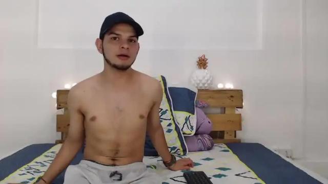 Image 7 of harleyerikc Stream on Chaturbate on 20 months ago