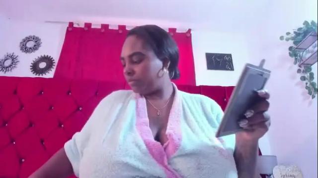 Image 4 of harleyevaans Stream on Chaturbate on 1 month ago