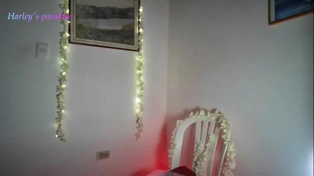 Image 6 of harleyparadise Stream on Chaturbate on 2 months ago