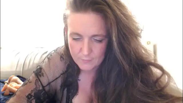 Image 7 of harleyslut6969 Stream on Chaturbate on 23 days ago