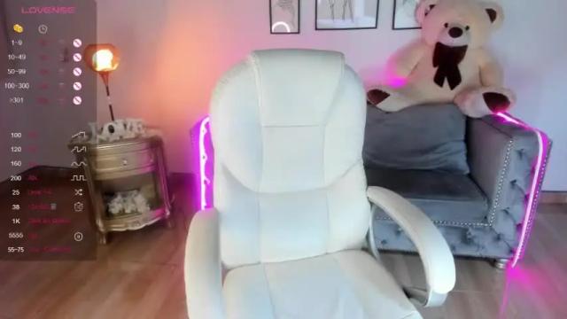 Image 10 of harly_dash Stream on Chaturbate on 13 months ago
