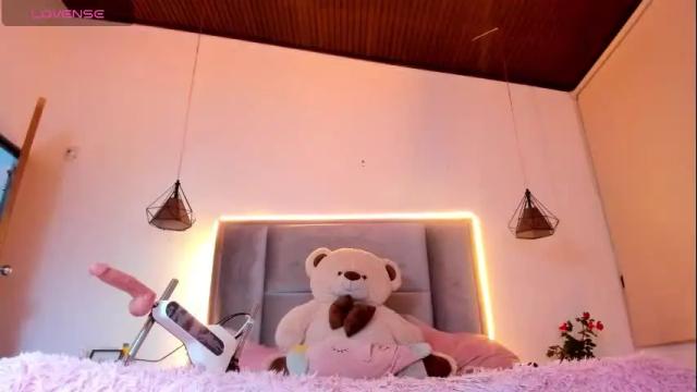 Image 3 of harly_dash Stream on Chaturbate on 19 days ago