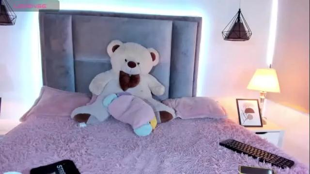 Image 2 of harly_dash Stream on Chaturbate on 1 month ago