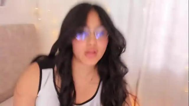 Image 4 of harmonic_ Stream on Chaturbate on 2 months ago