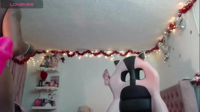 Image 7 of harmonie_brown Stream on Chaturbate on 2 months ago
