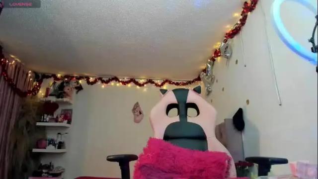 Image 4 of harmonie_brown Stream on Chaturbate on 15 hours ago