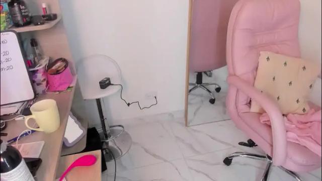 Image 11 of harmony_murr Stream on Chaturbate on 2 months ago