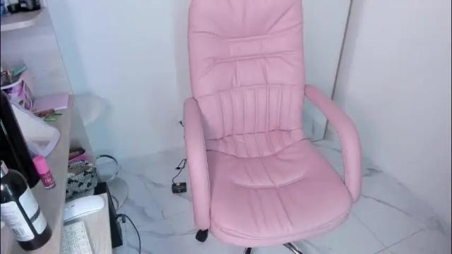 Image 11 of harmony_murr Stream on Chaturbate on 2 months ago