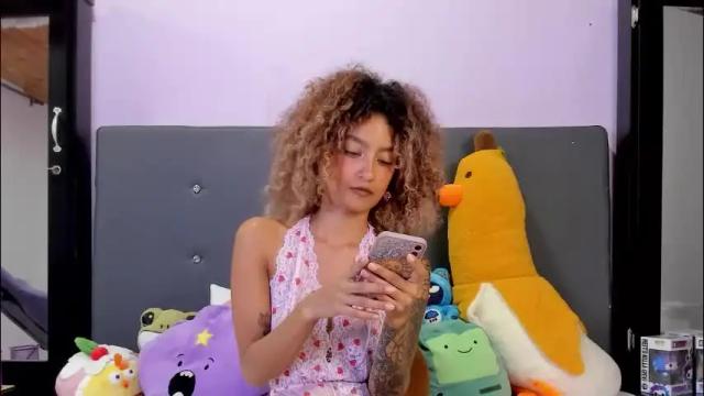 Thumbnail 3, harmonyy_hill's Stream at Chaturbate, 25 days ago